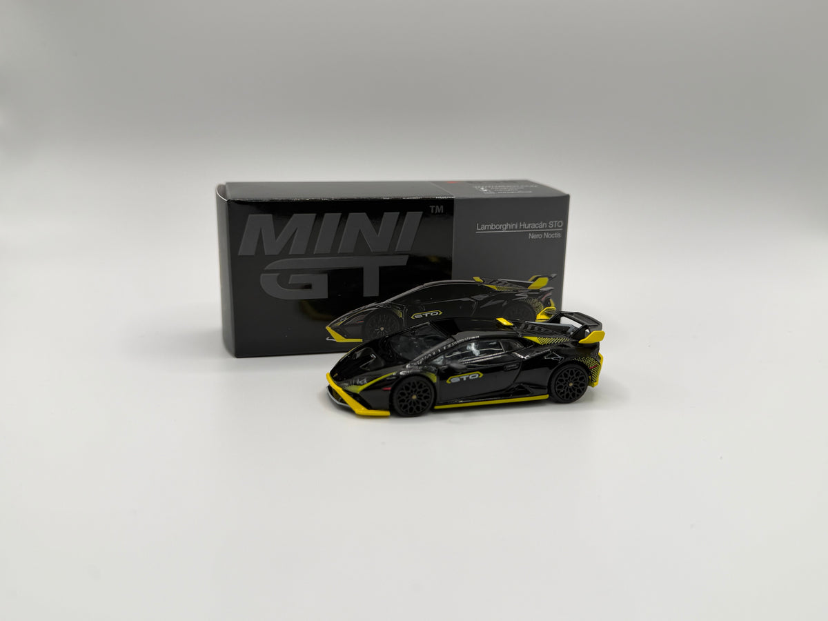 Mini GT #638 Lamborghini Huracan STO Nero Noctis