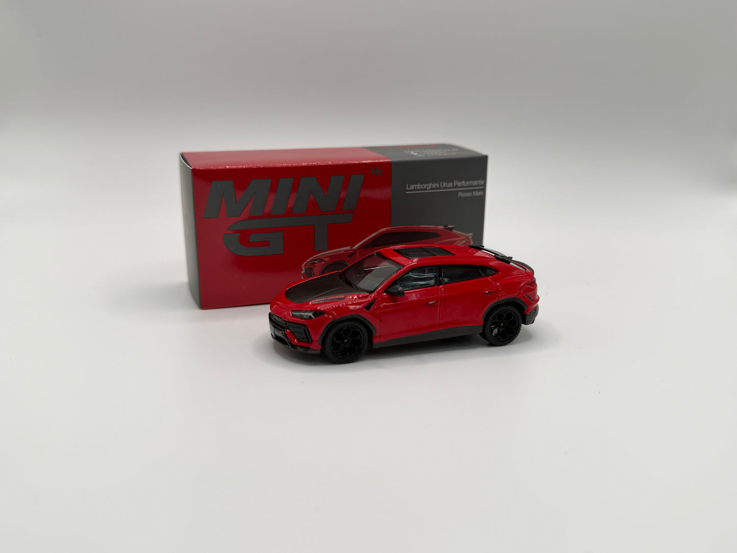 Mini GT #657 Lamborghini Urus Performante Rosso Mars