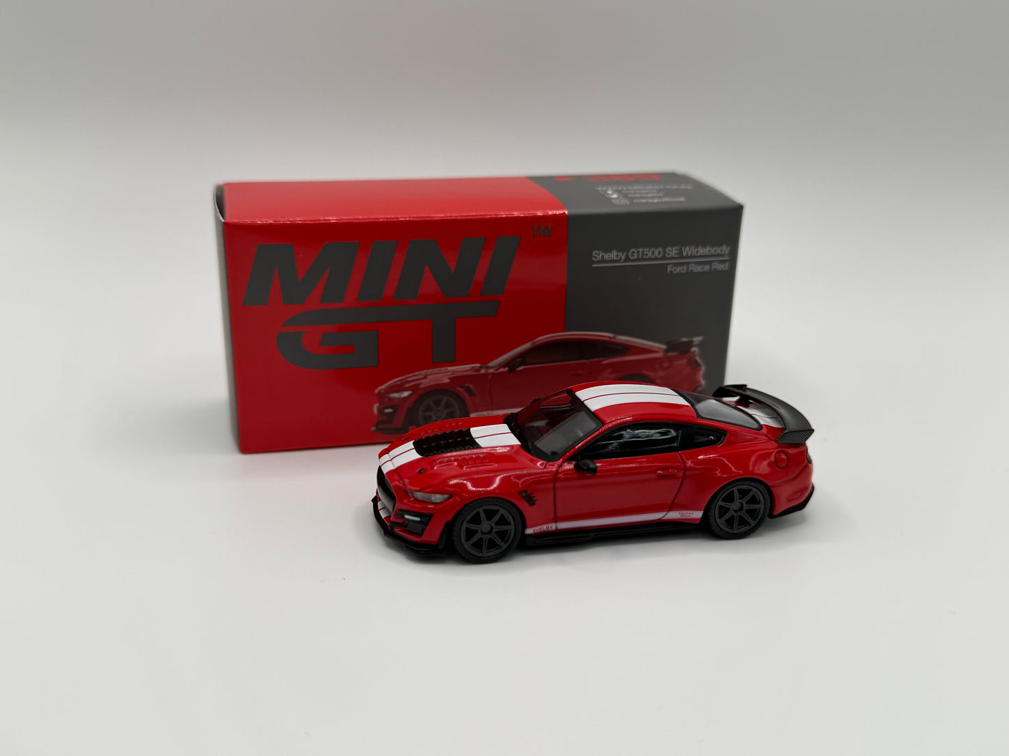 Mini GT #389 Ford Shelby GT500 Ford Race Red