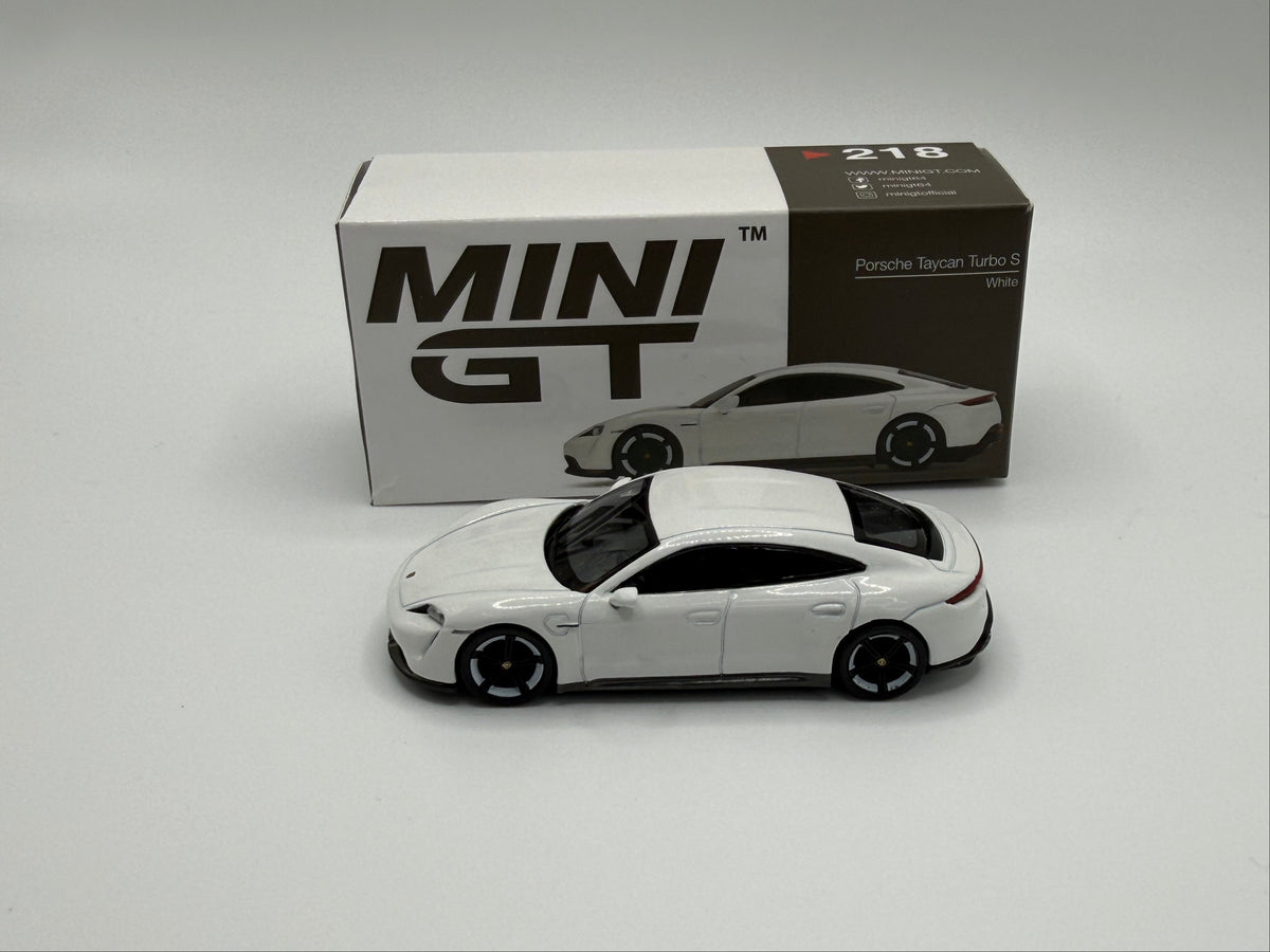 Mini GT #218 Porsche Taycan Turbo White