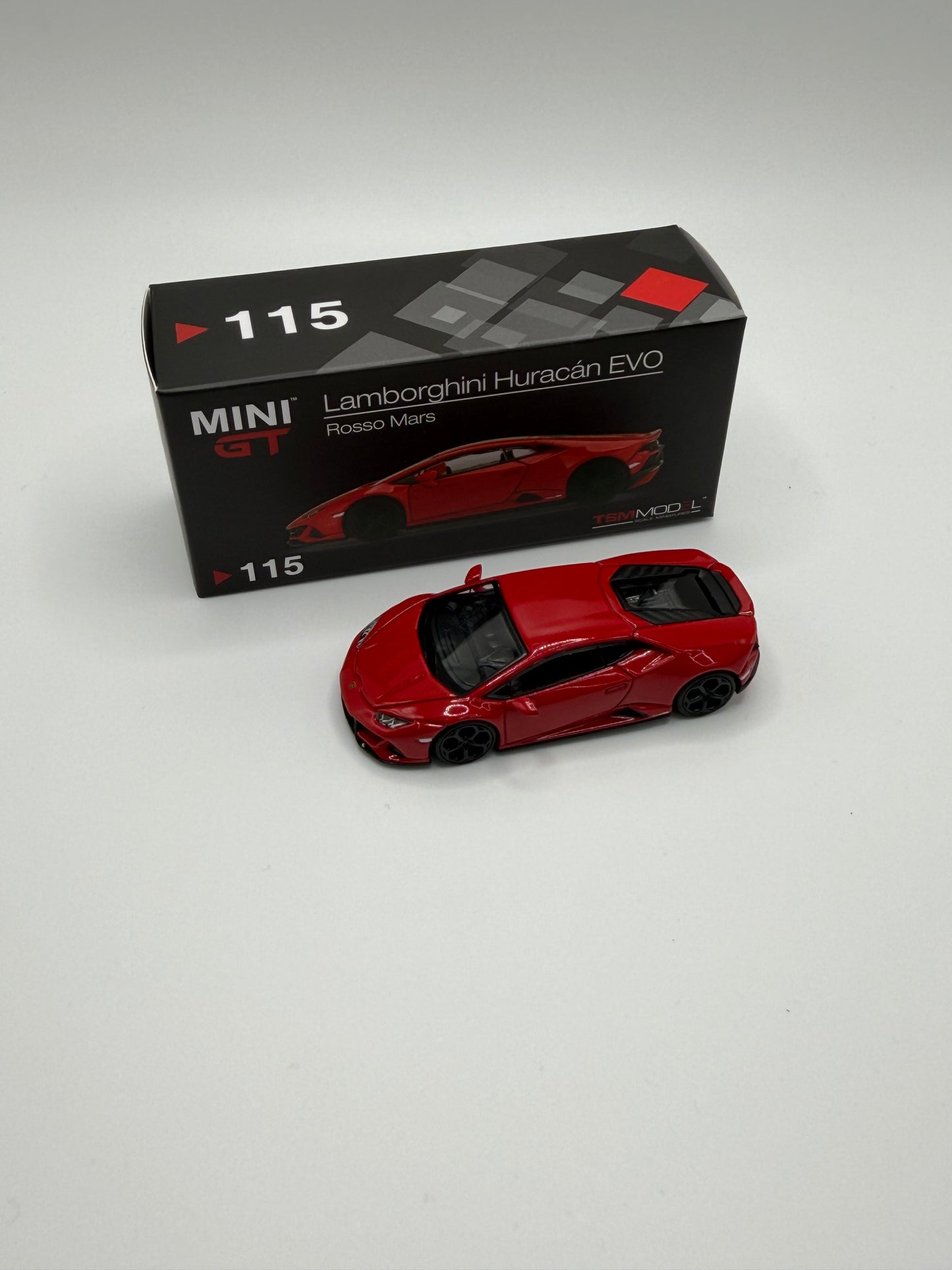 Mini GT #115 Lamborghini Huracan EVO Rosso Mars