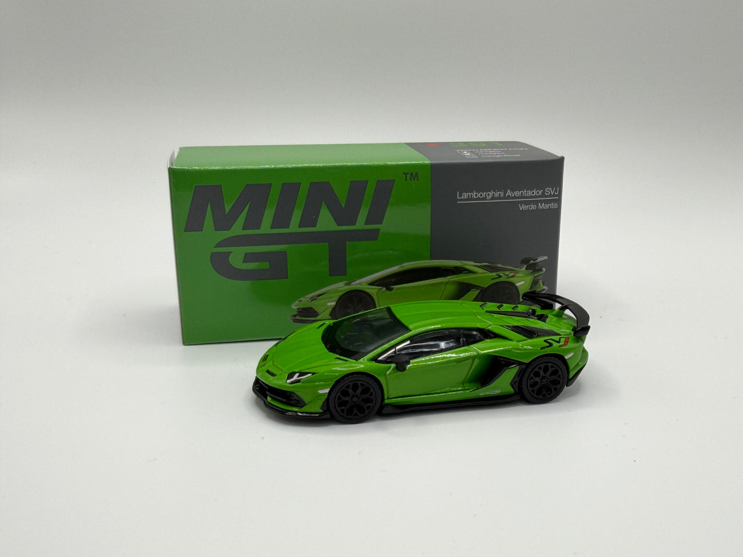Mini GT #391 Lamborghini Aventador SVJ Verde Mantis