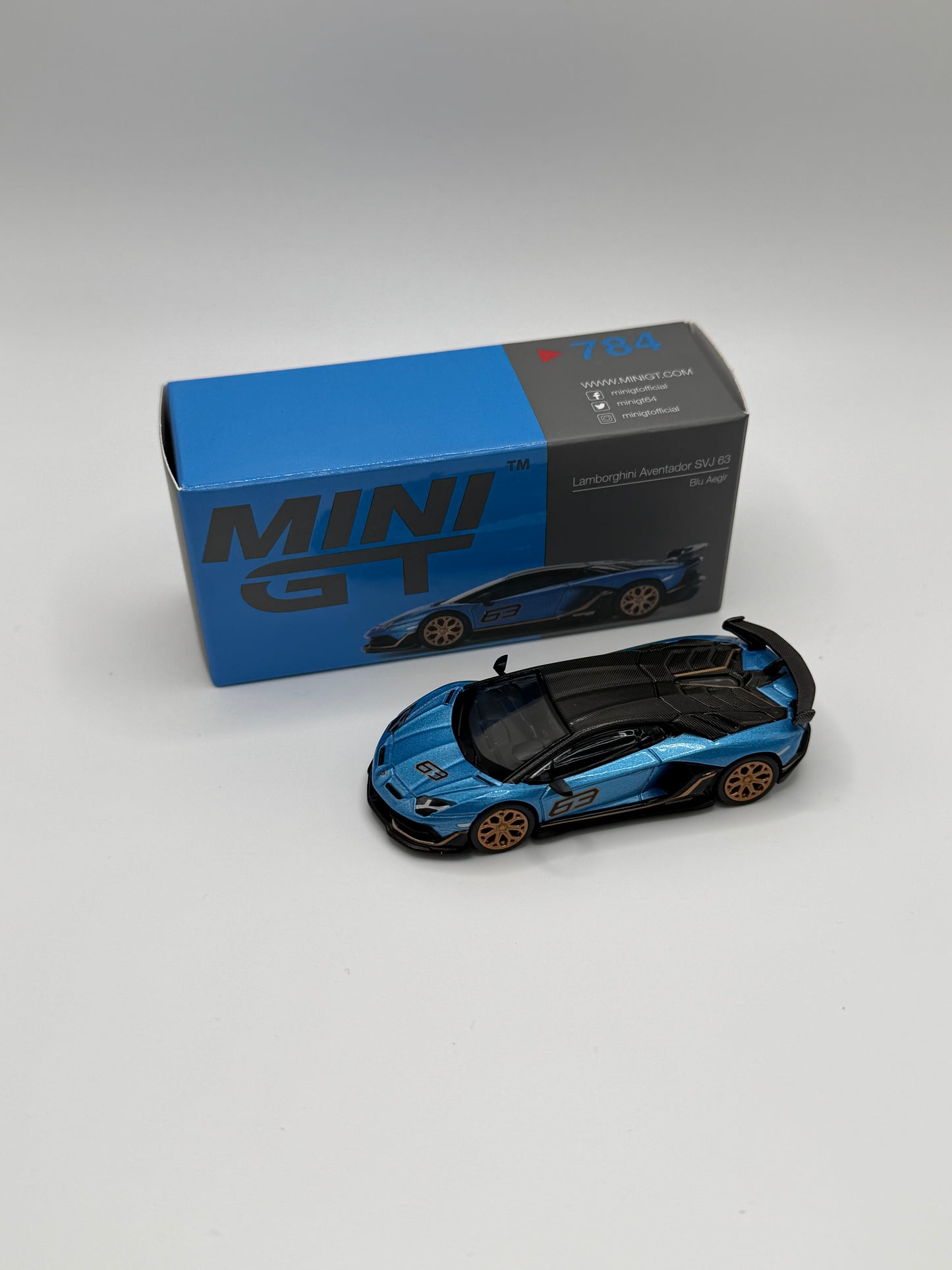 Mini GT #784 Lamborghini Aventador SVJ 63 Blu Aegir