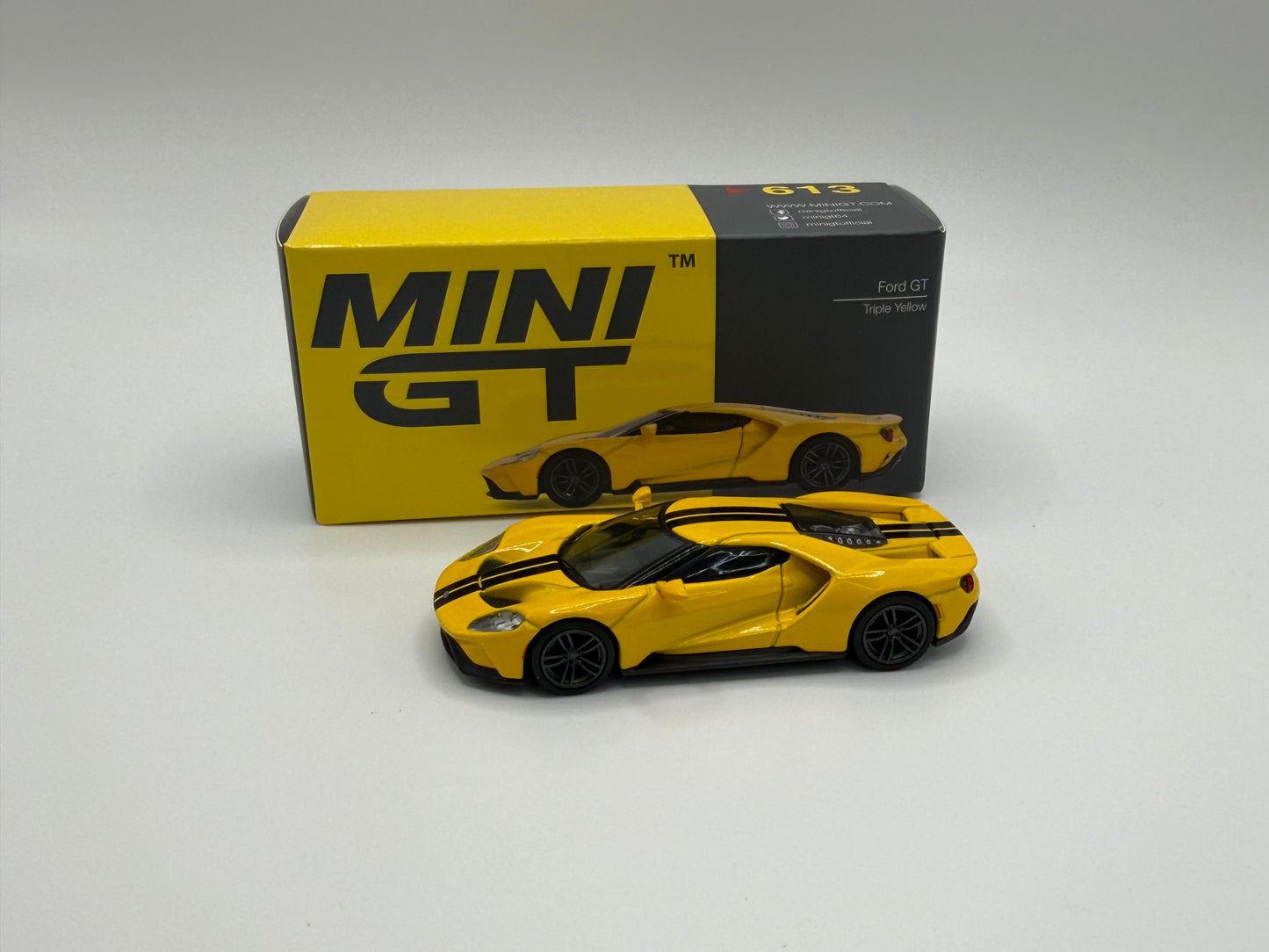 Mini GT #613 Ford GT Triple Yellow