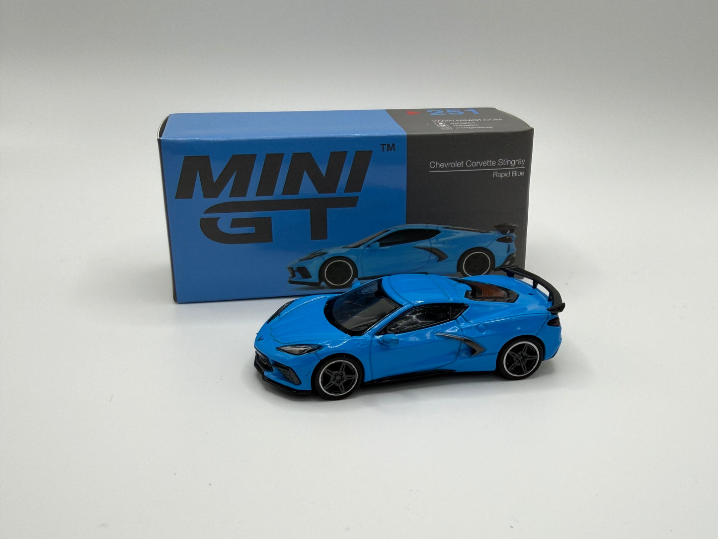 Mini GT #251 Chevrolet Corvette Stingray Rapid Blue
