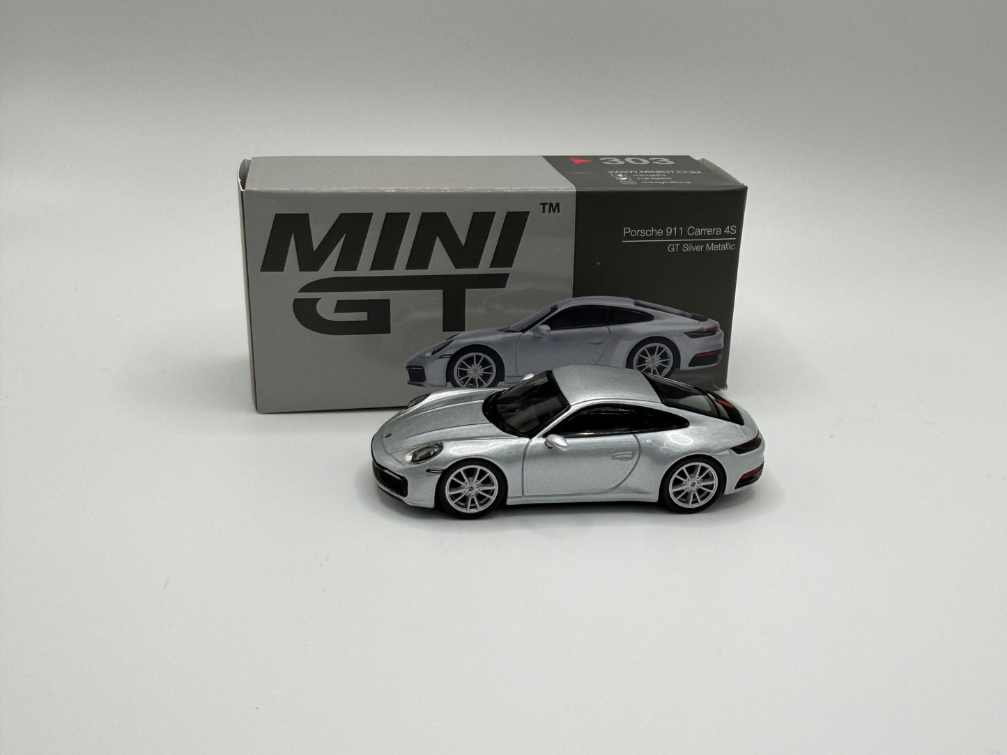 Mini GT #303 Porsche 911 Carrera 4S GT Silver Metallic