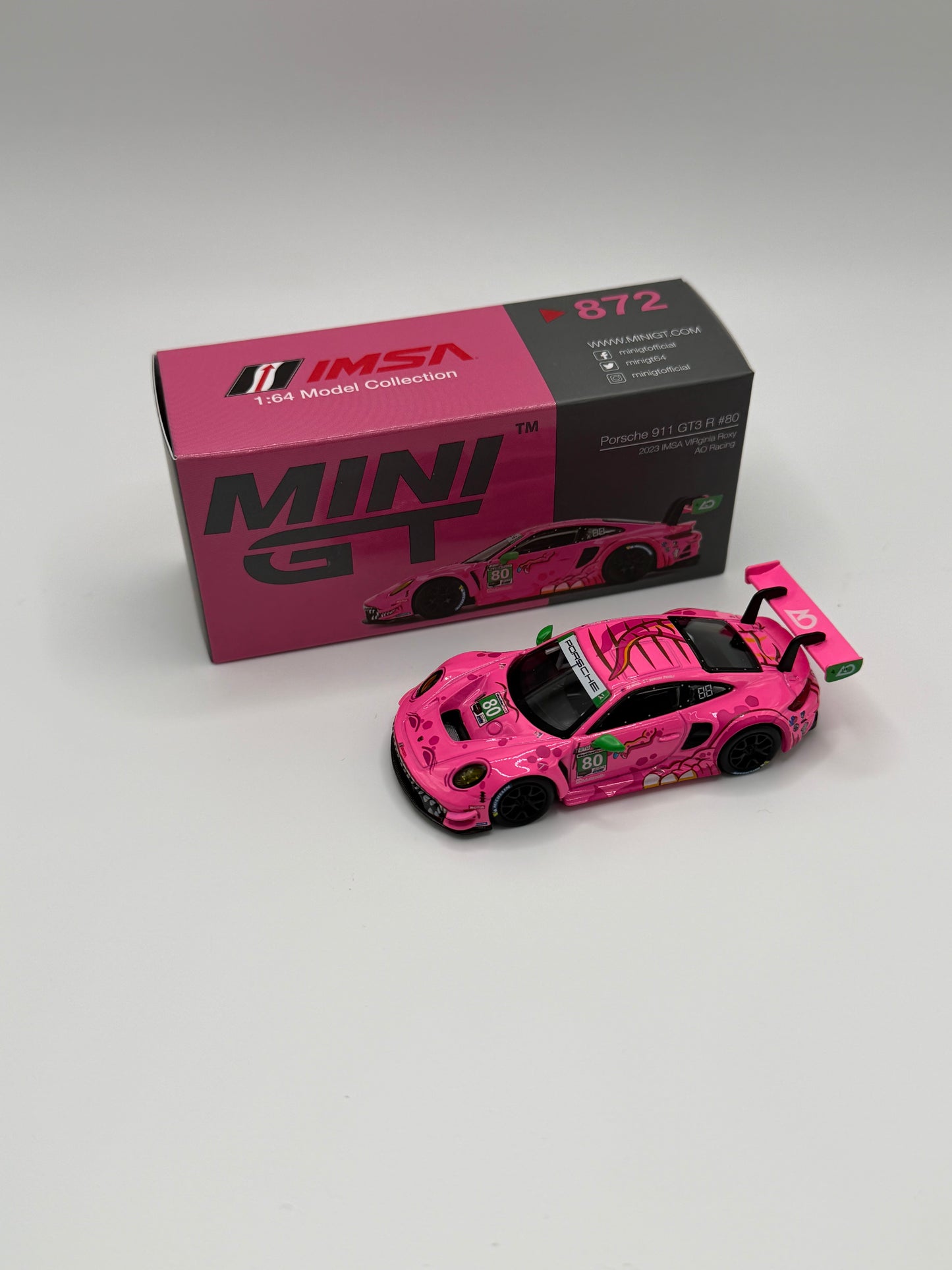 Mini GT #872 Porsche 911 GT3 R Pink