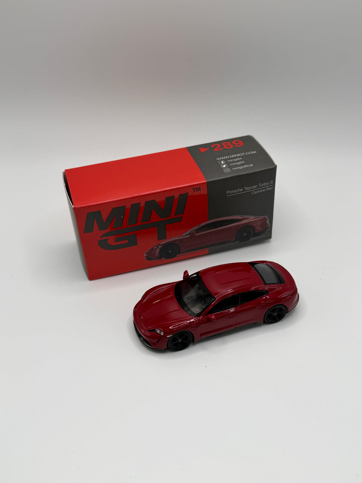 Mini GT #289 Porsche Taycan Turbo S Carmine Red